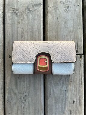 GUESS Women's Tisury Croc Slim Trifold Wallet Clutch Bag - VINTAGE